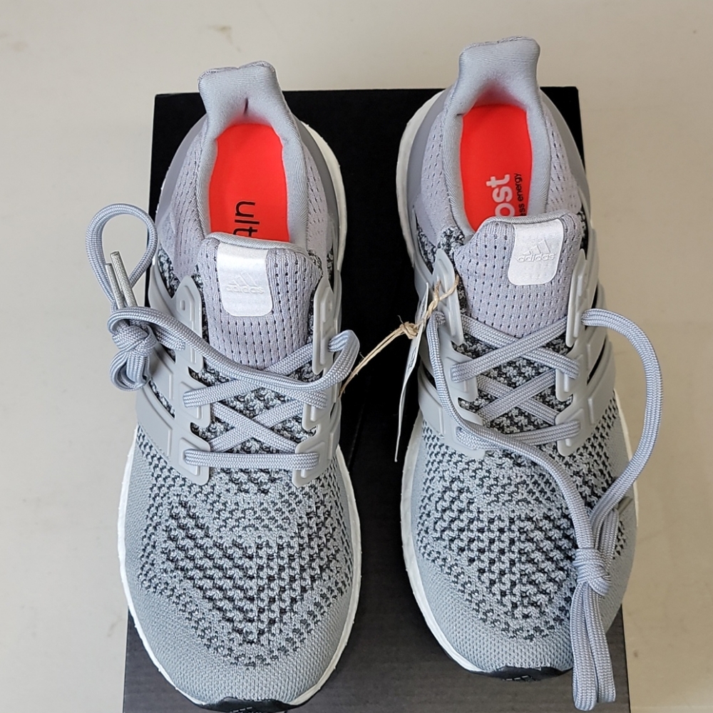 New Adidas Ultraboost DNA Women's Running Shoes - Picture 7 of 8